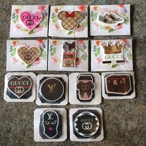 a 12 pcs mix multi color charms set 💕💕💕